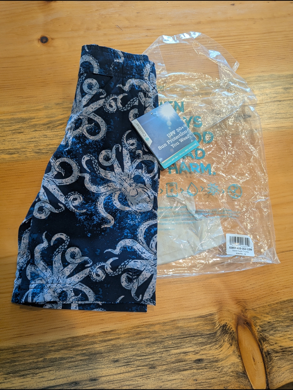 Coolibar Boys UPF 50+ Swim Trunks Sz S